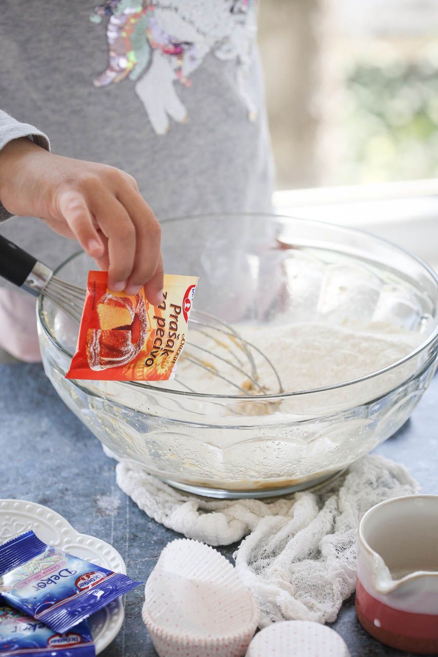 Cupcakes sa šarenim mrvicama